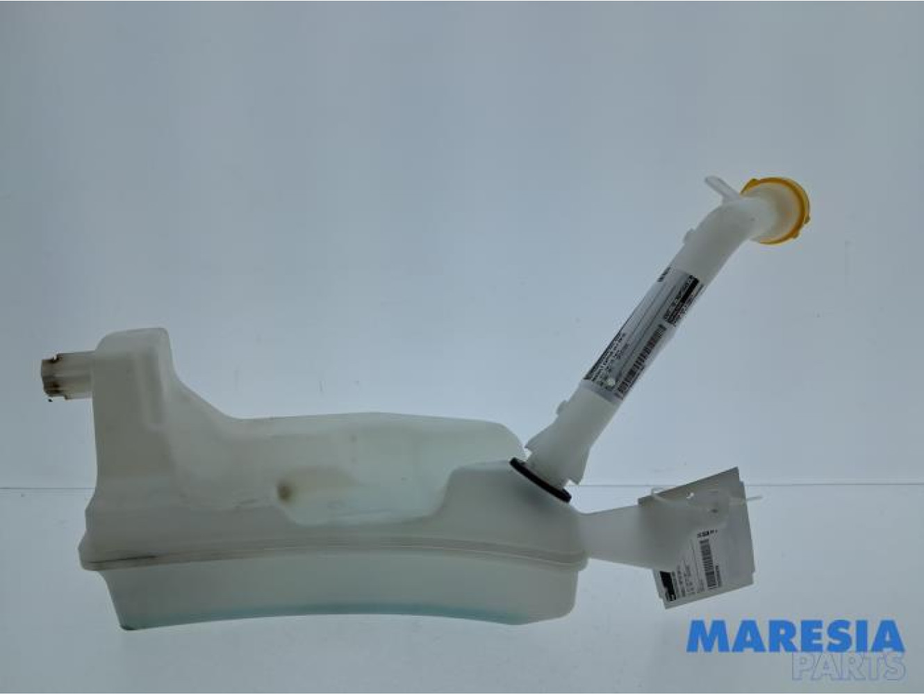 Renault - Captur - Front windscreen washer reservoir
