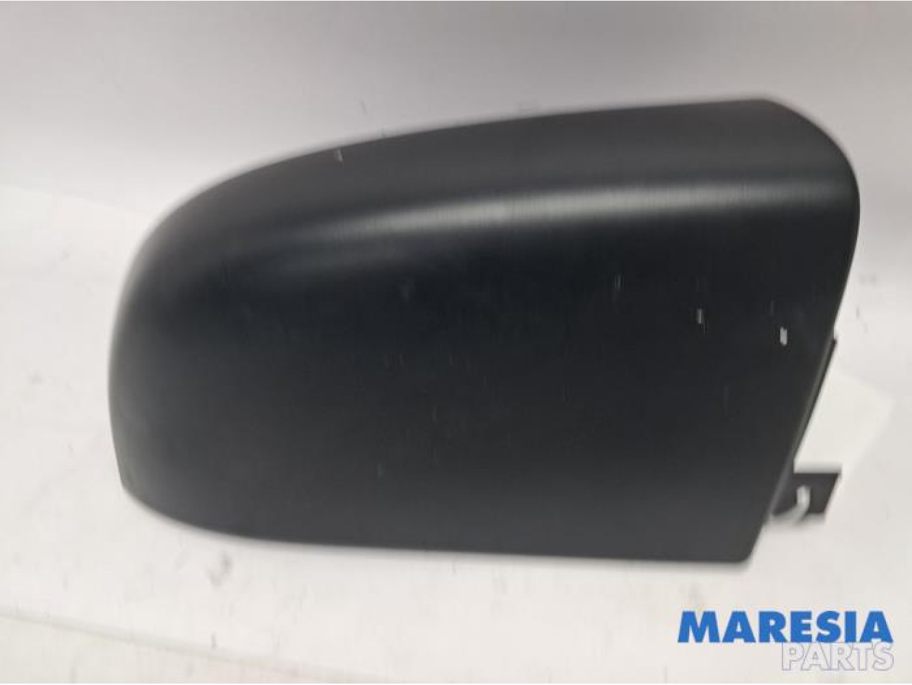 Opel - Vivaro - C-style sealing cover left