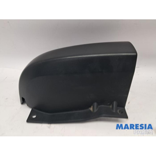 Opel - Vivaro - C-style sealing cover right