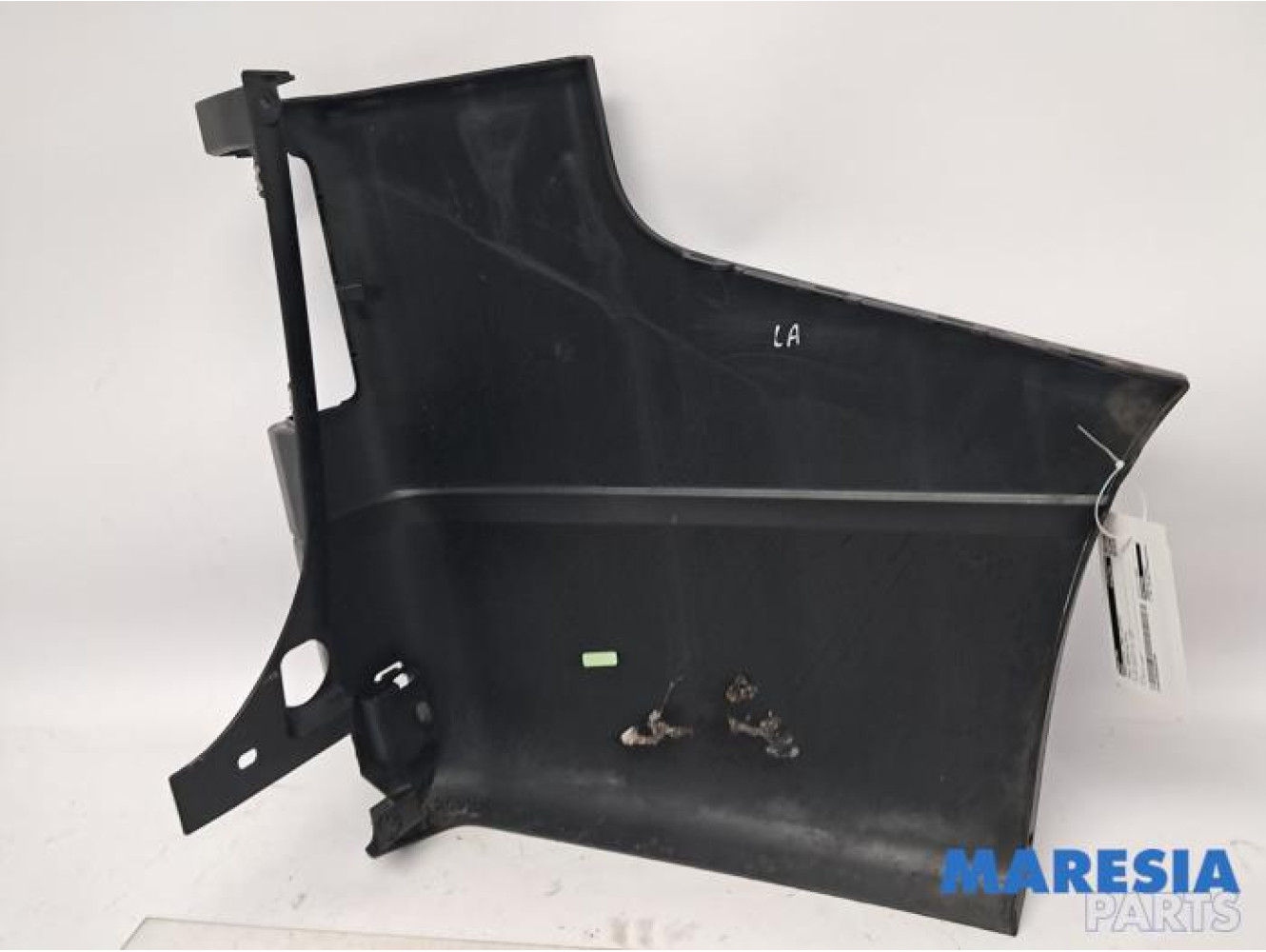Opel - Vivaro - Rear bumper component, left