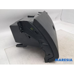 Opel - Vivaro - Glovebox