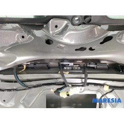 Peugeot - 2008 - Tailgate