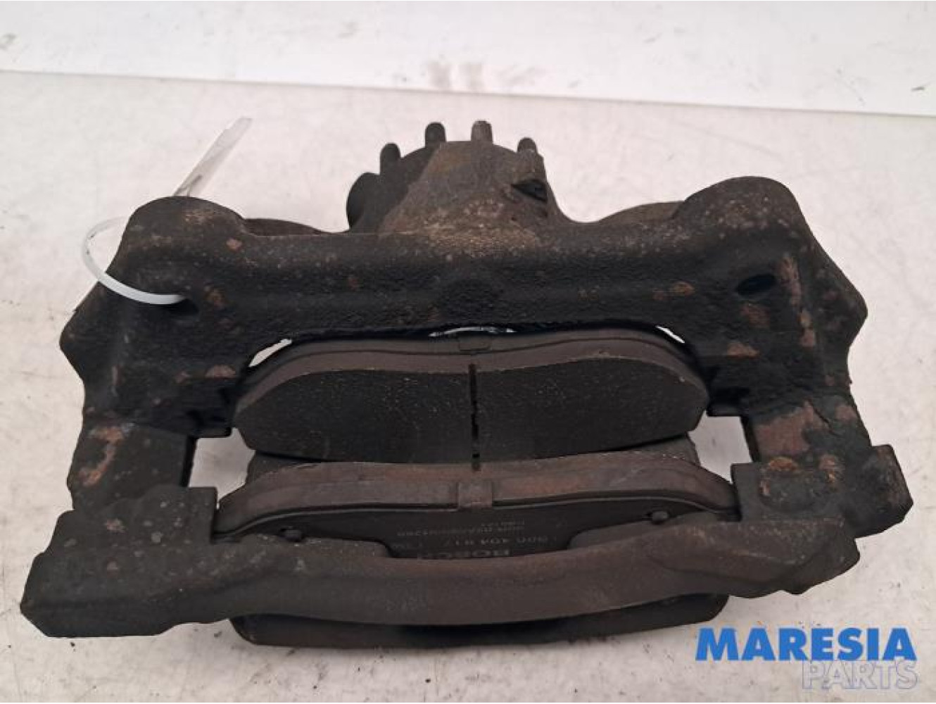 Opel - Vivaro - Remklauw (Tang) links-voor