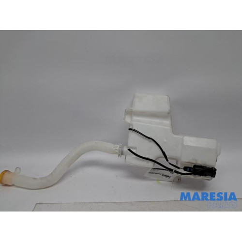 Opel - Vivaro - Front windscreen washer reservoir
