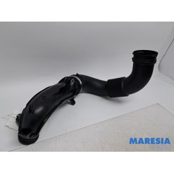 Opel - Vivaro - Air intake hose