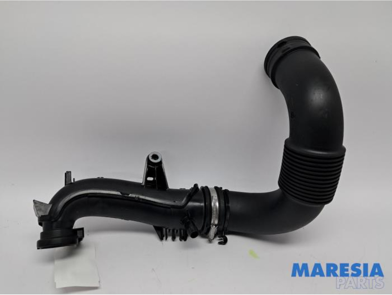 Opel - Vivaro - Air intake hose