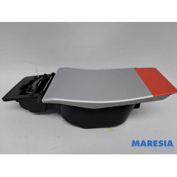 Opel - Vivaro - Tank Klep