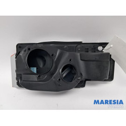 Opel - Vivaro - Tank Klep