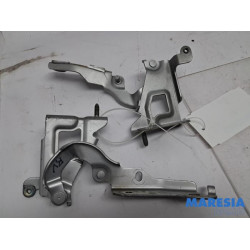 Opel - Vivaro - Bonnet Hinge