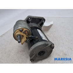 Opel - Vivaro - Starter