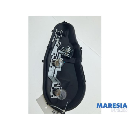 Peugeot - 107 - Printplaat Achterlicht links