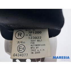 Peugeot - 107 - Rear seatbelt, right