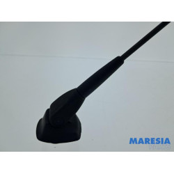 Peugeot - 107 - Antenna