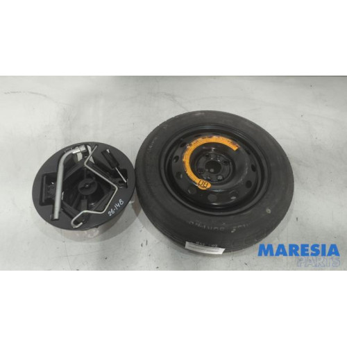 Fiat - 500 - Krikset + reservewiel