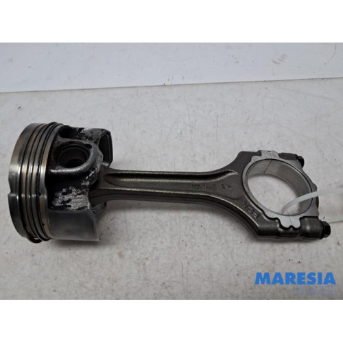 Alfa Romeo - Giulia - Connecting rod