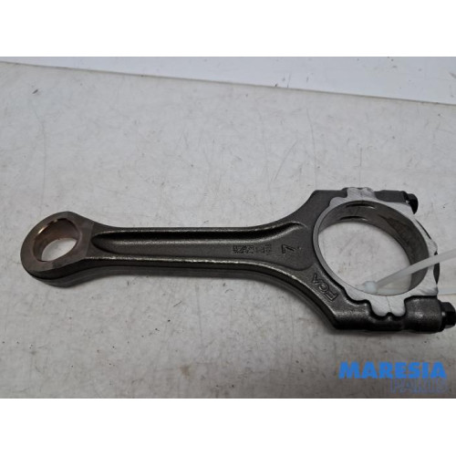 Alfa Romeo - Giulia - Connecting rod