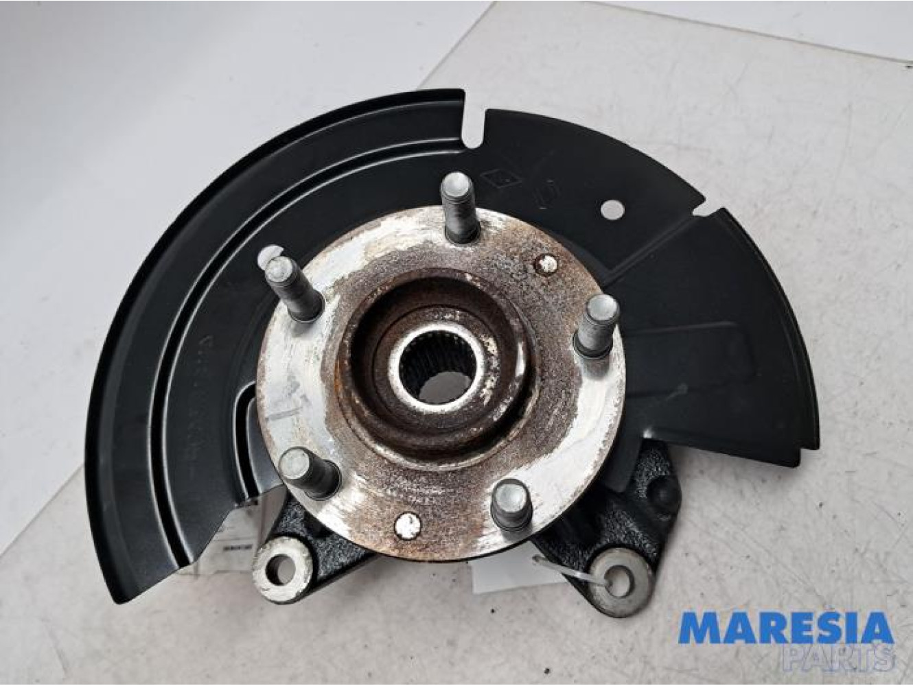 Renault - Arkana - Knuckle, front left