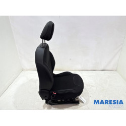 Citroen - DS3 - Seat, left