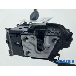Renault - Twingo - Front door lock mechanism 4-door, right