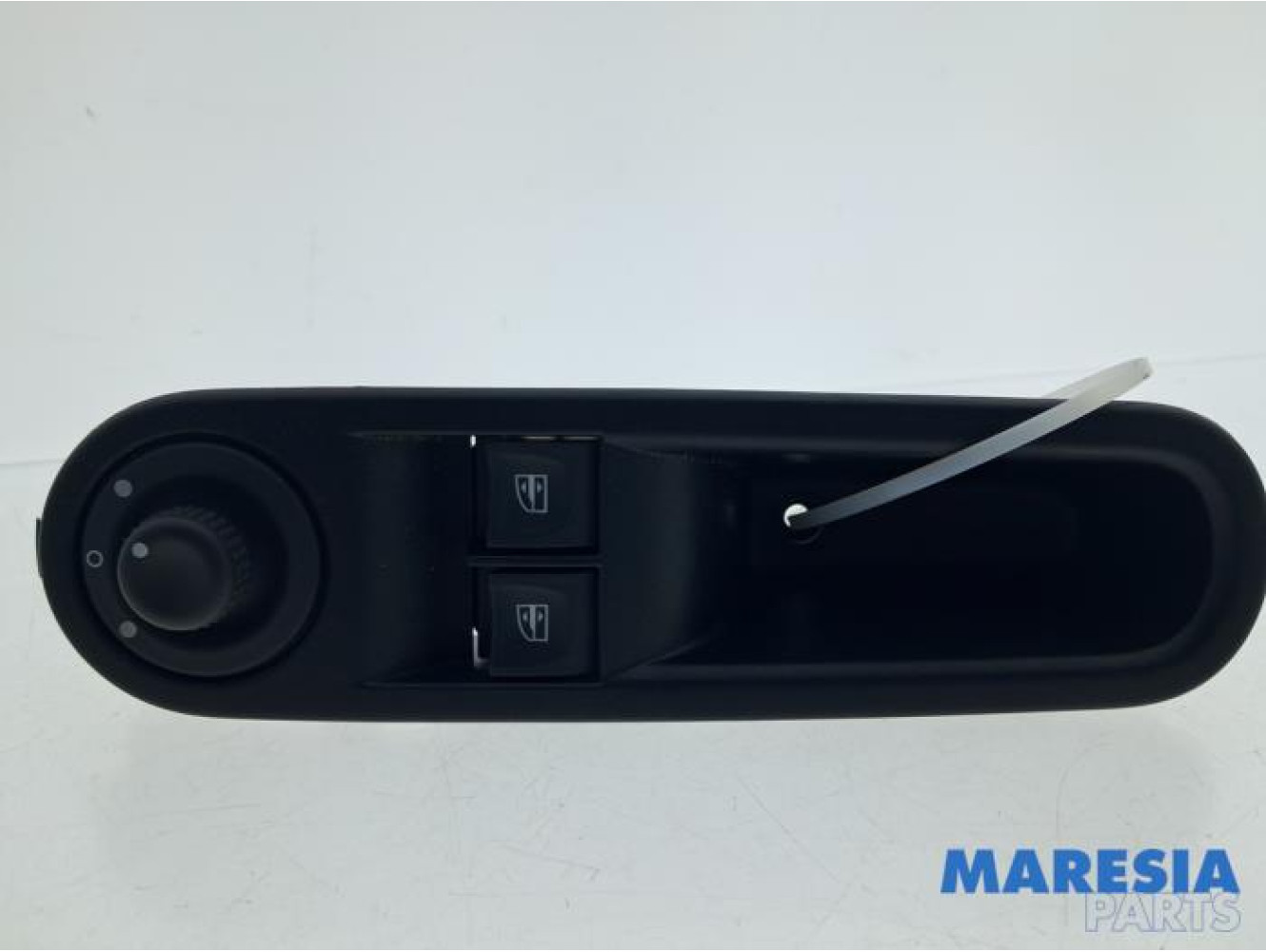 Renault - Twingo - Multi-functional window switch