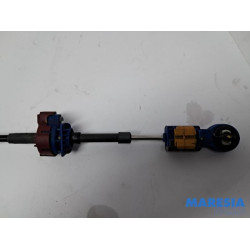 Peugeot - 2008 - Gear stick