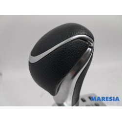 Peugeot - 2008 - Gear stick