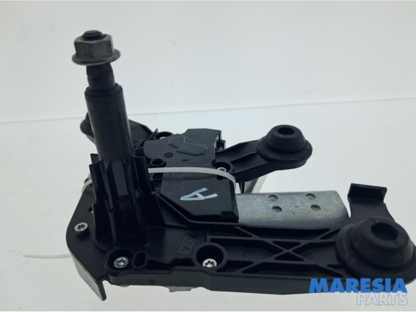 Peugeot - 2008 - Rear wiper motor