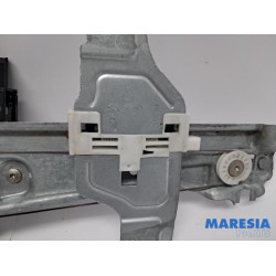 Peugeot - 2008 - Fenstermechanik 4-türig links hinten