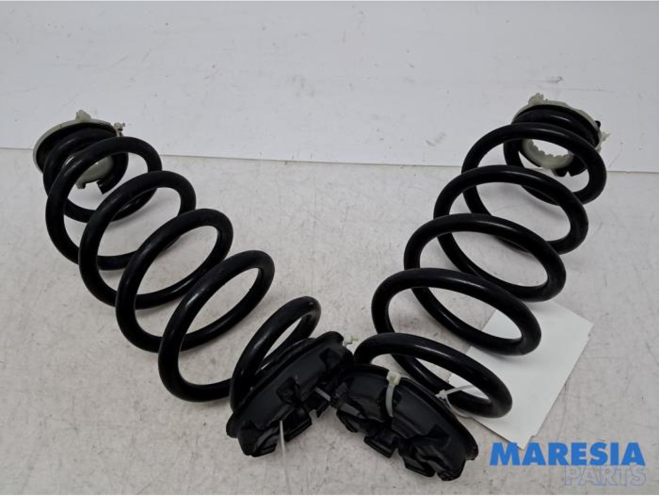 Renault - Twingo - Rear coil spring
