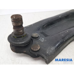 Peugeot - 2008 - Querlenker unten links vorne