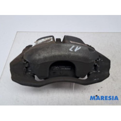 Peugeot - 2008 - Remklauw (Tang) links-voor