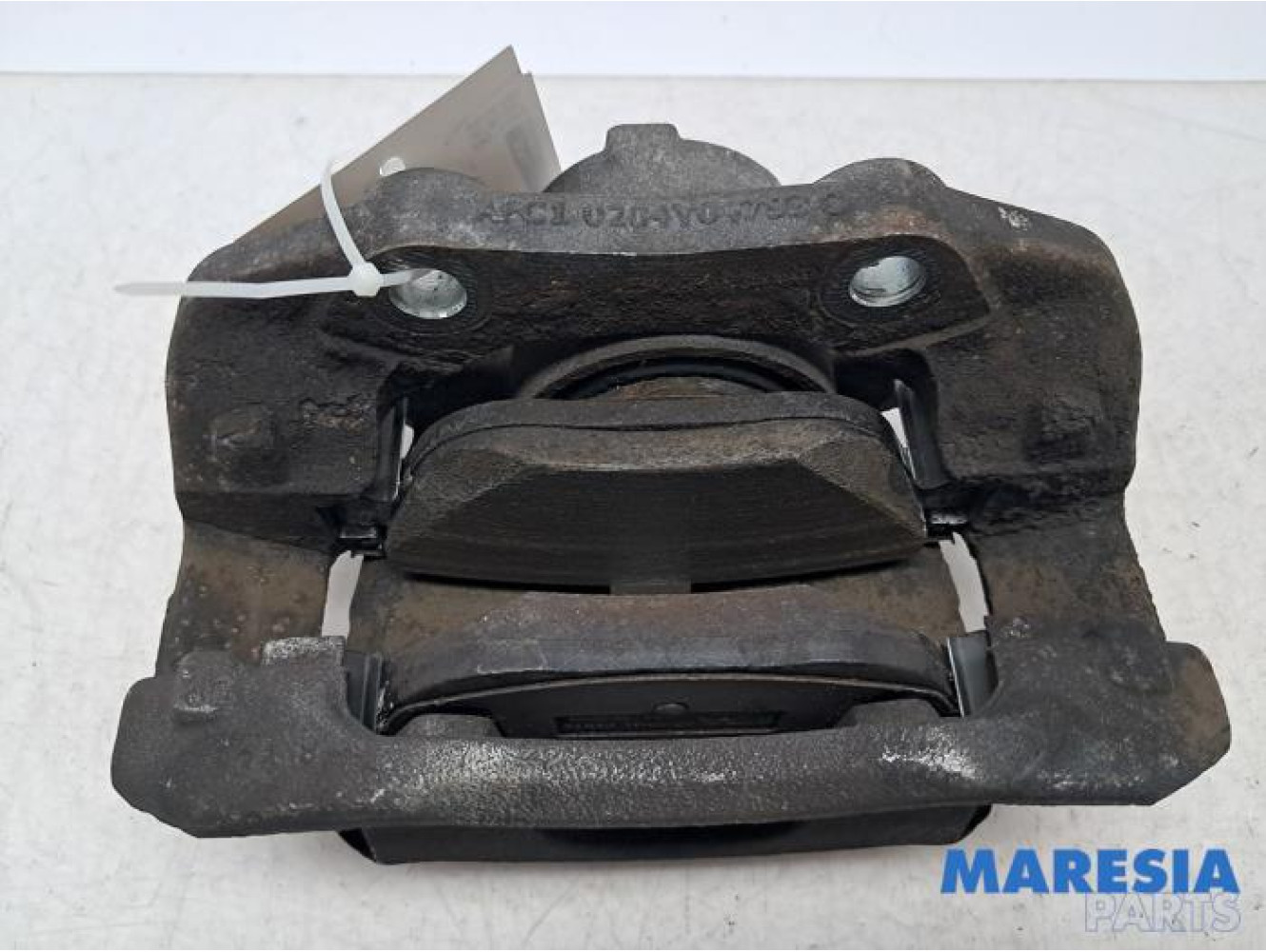Peugeot - 2008 - Remklauw (Tang) links-voor