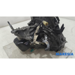Renault - Captur - Gearbox