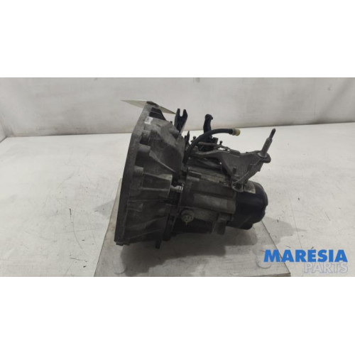 Renault - Captur - Gearbox