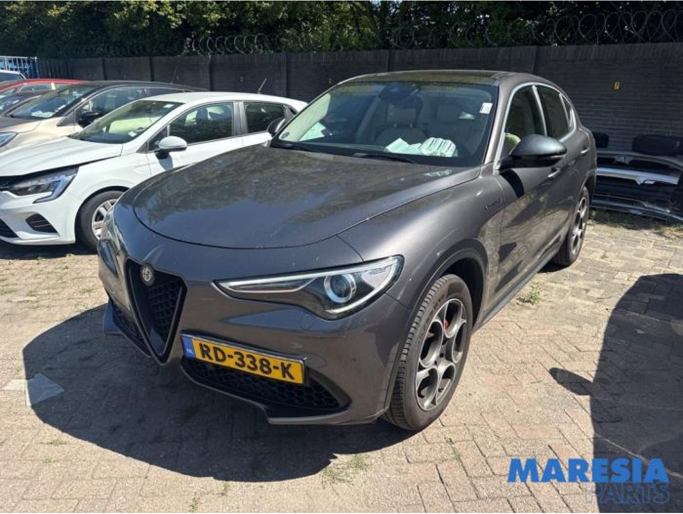 Alfa Romeo - Stelvio - Vorderfront komplett