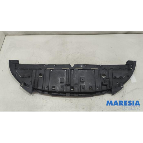 Renault - Captur - Bumper bottom