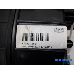 Renault - Captur - Heater housing