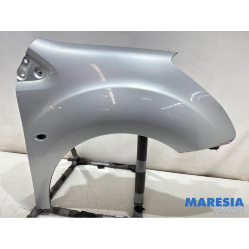 Peugeot - Partner - Front wing, right