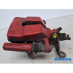 Renault - Clio - Rear brake calliper, right