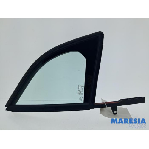 Citroen - DS3 - Quarter light, front right