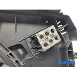 Renault - Clio - Fan motor