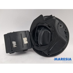 Renault - Clio - Tank cap cover