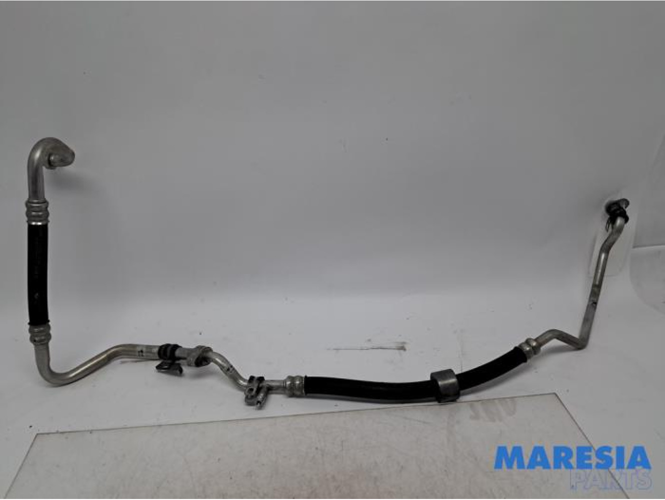 Renault - Clio - Air conditioning line