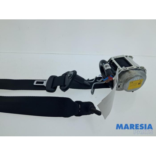Renault - Twingo - Front seatbelt, left