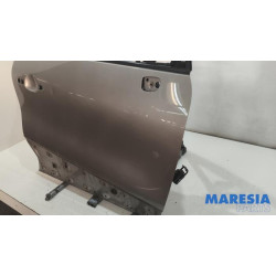 Renault - Captur - Front door 4-door, right