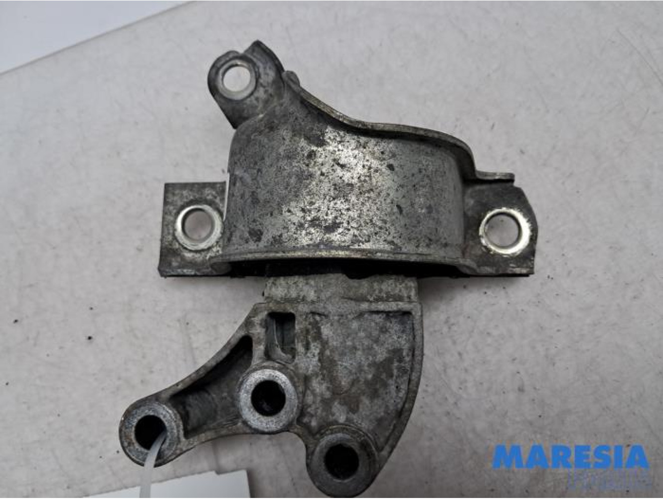 Fiat - 500 - Engine mount