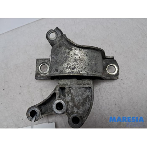 Fiat - 500 - Engine mount
