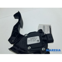 Renault - Twingo - Accelerator pedal