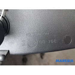 Renault - Twingo - Rear view mirror