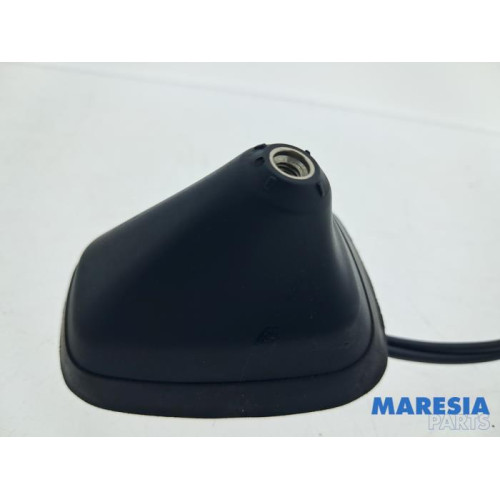 Renault - Twingo - Antenna